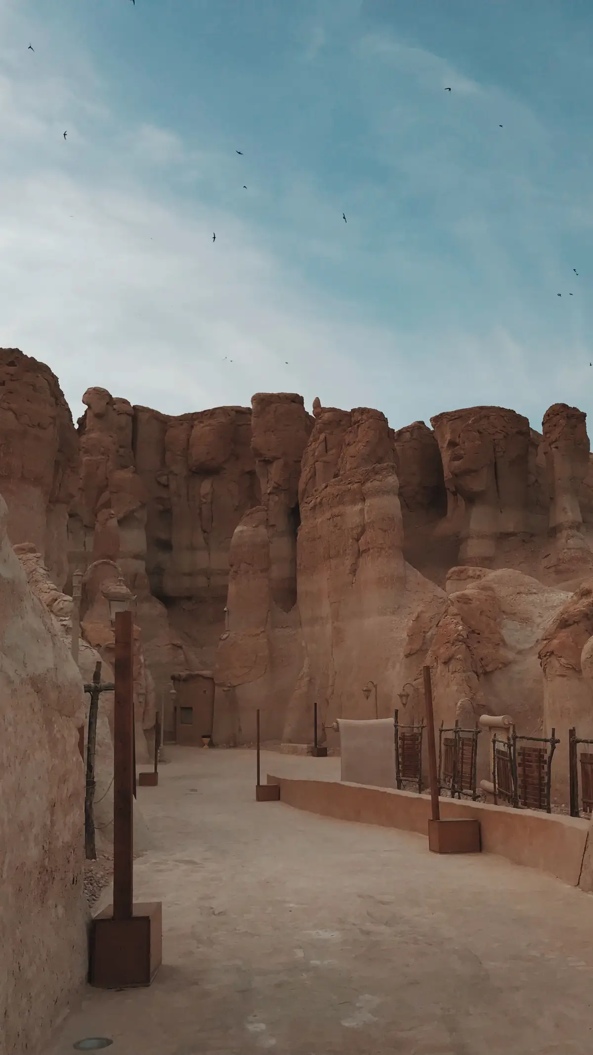 تكوينات جبل القارة الصخرية في الأحساء