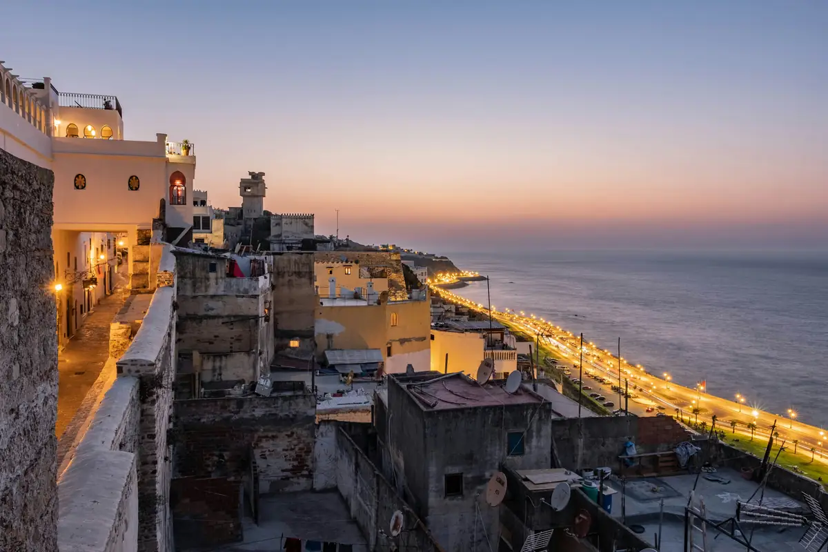 ساحل طنجة وقت الغروب